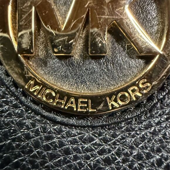 Michael Kors Fulton Black Leather Crossbody Bag Gold Hardware - Picture 8 of 8